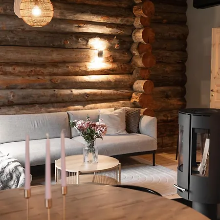 Ruka Loft Kuukkeli, 2 Lift Passes Included Ferienhaus Kuusamo