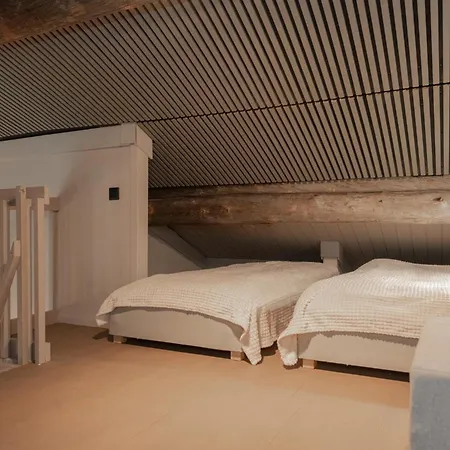 Ruka Loft Kuukkeli, 2 Lift Passes Included Ferienhaus